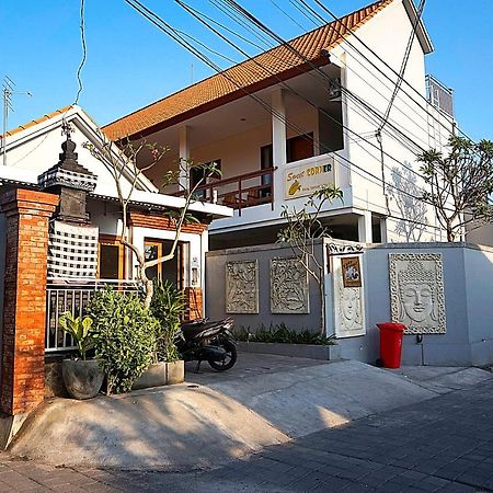 Sweet Corner Guest House Sanur  Exterior photo