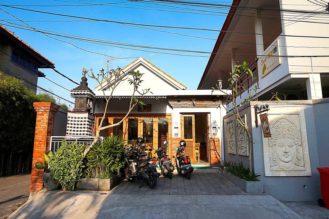 Sweet Corner Guest House Sanur  Exterior photo